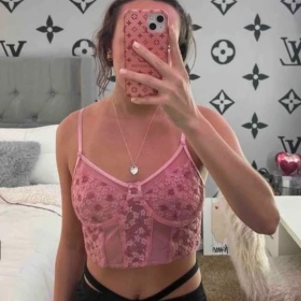 Pink Floral Spaghetti strap Top - Picture 6 of 12